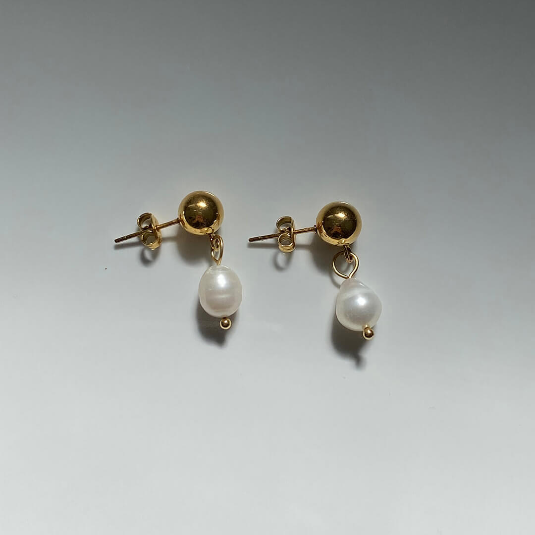Freshwater Pearl Drop Earring