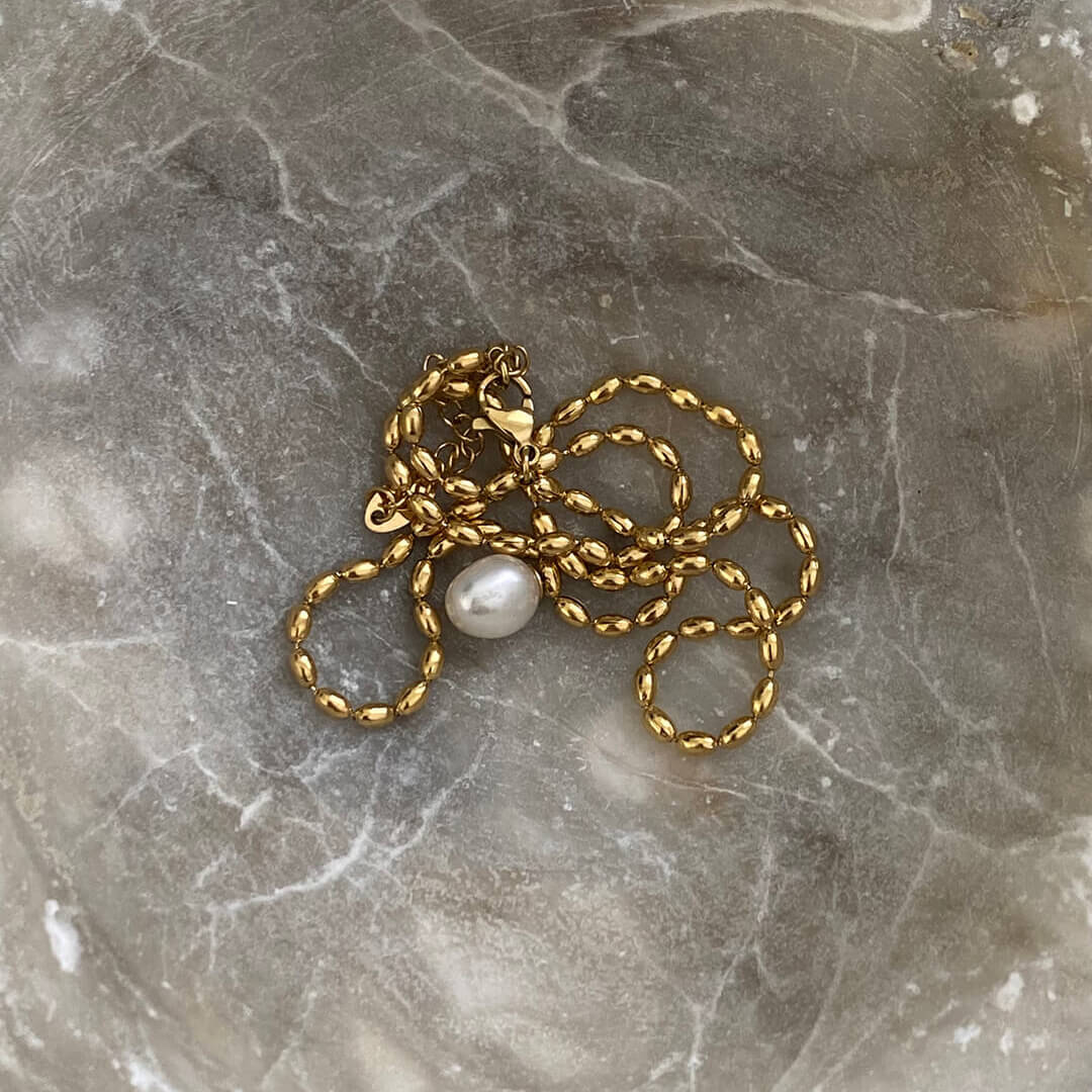 Pearl Pendant Necklace