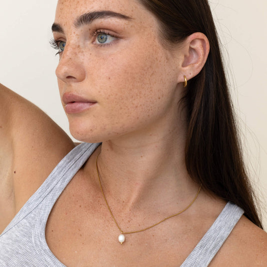 Freshwater Pearl on Box Chain